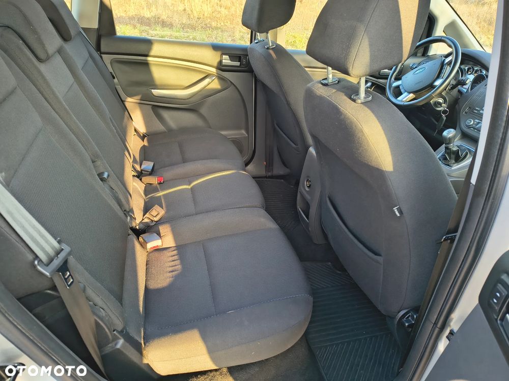 Ford C-MAX - 10