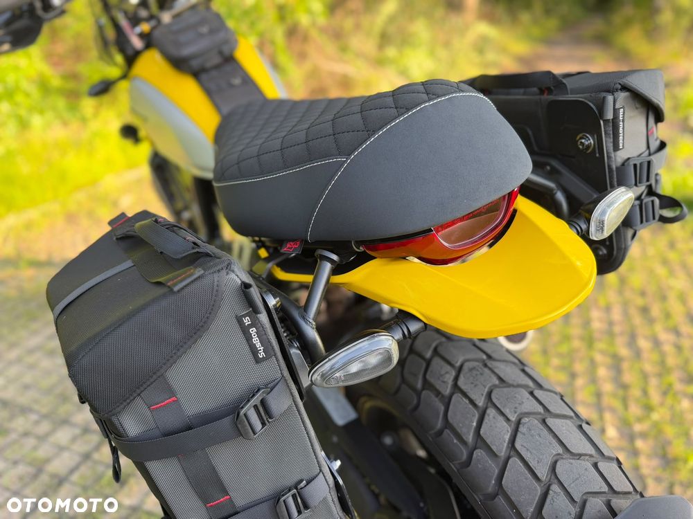 Ducati Scrambler - 12