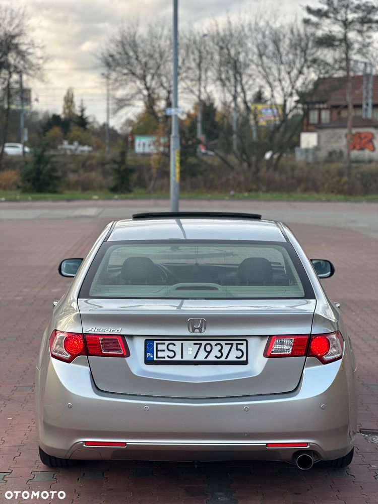 Honda Accord 2.0 Executive - 5