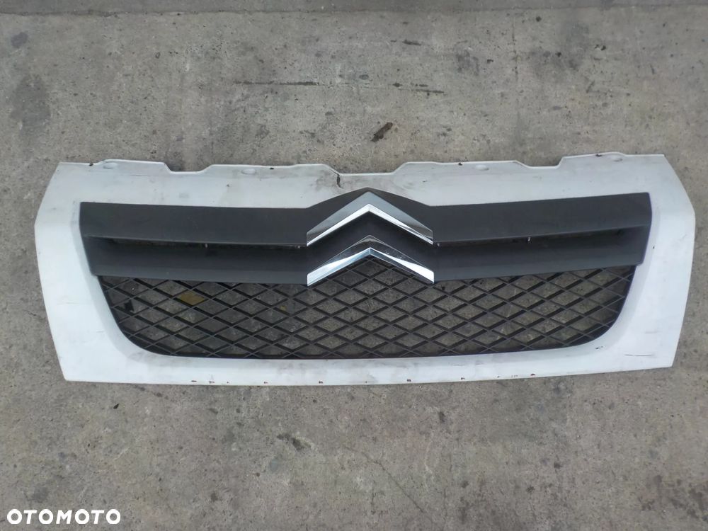 CITROEN JUMPER II GRILL ATRAPA ZDERZAKA - 1
