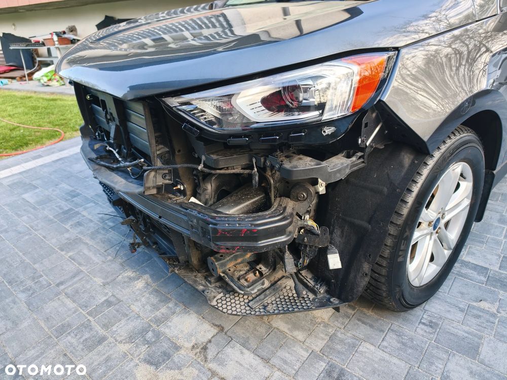 Ford Edge 2.0 EcoBlue Bi-Turbo 4x4 Titanium - 11