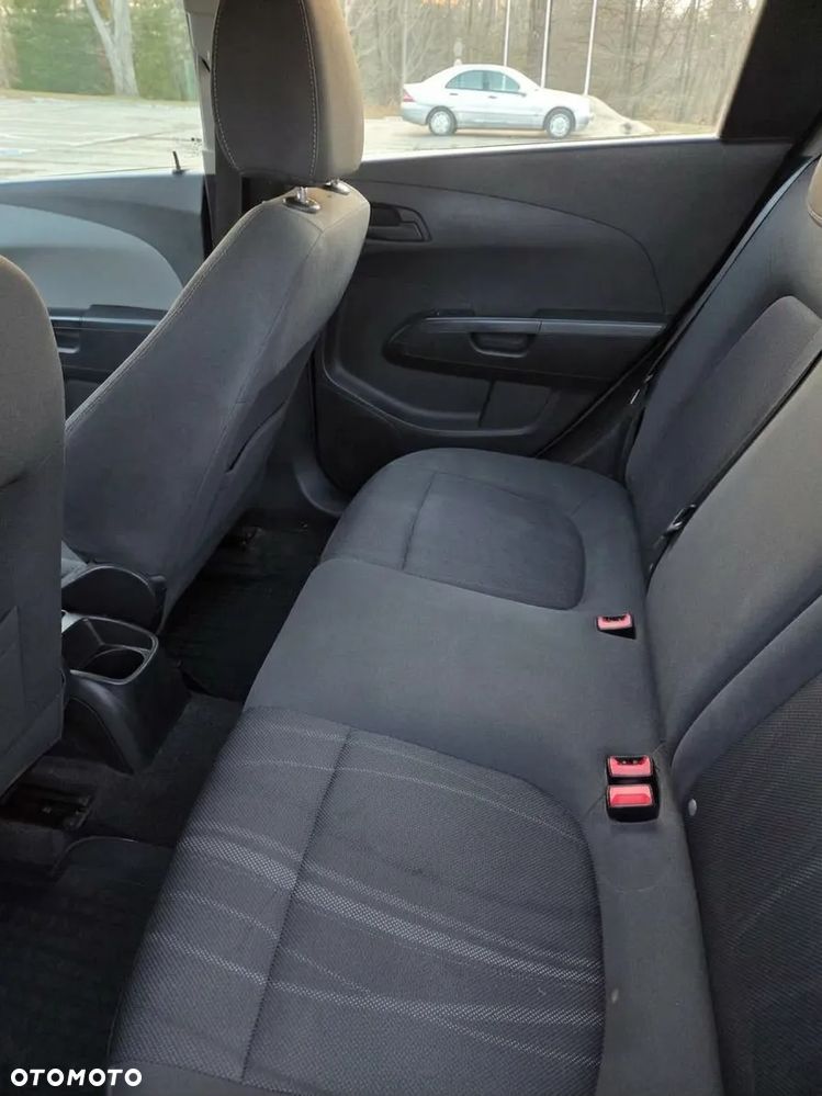 Chevrolet Aveo 1.4 16V LT EU5 - 9