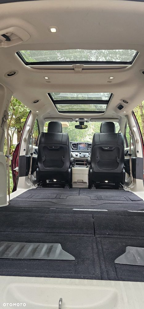 Chrysler Pacifica - 23