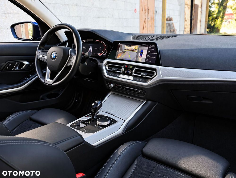 BMW Seria 3 320d Advantage sport - 27
