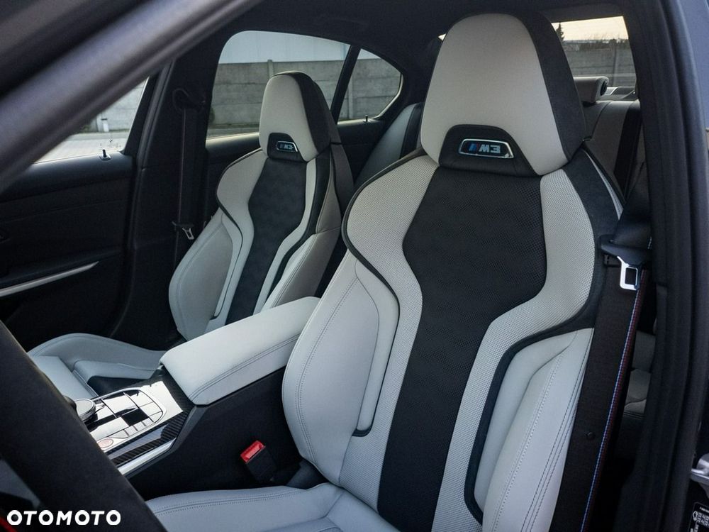 BMW M3 Competition M xDrive - 18