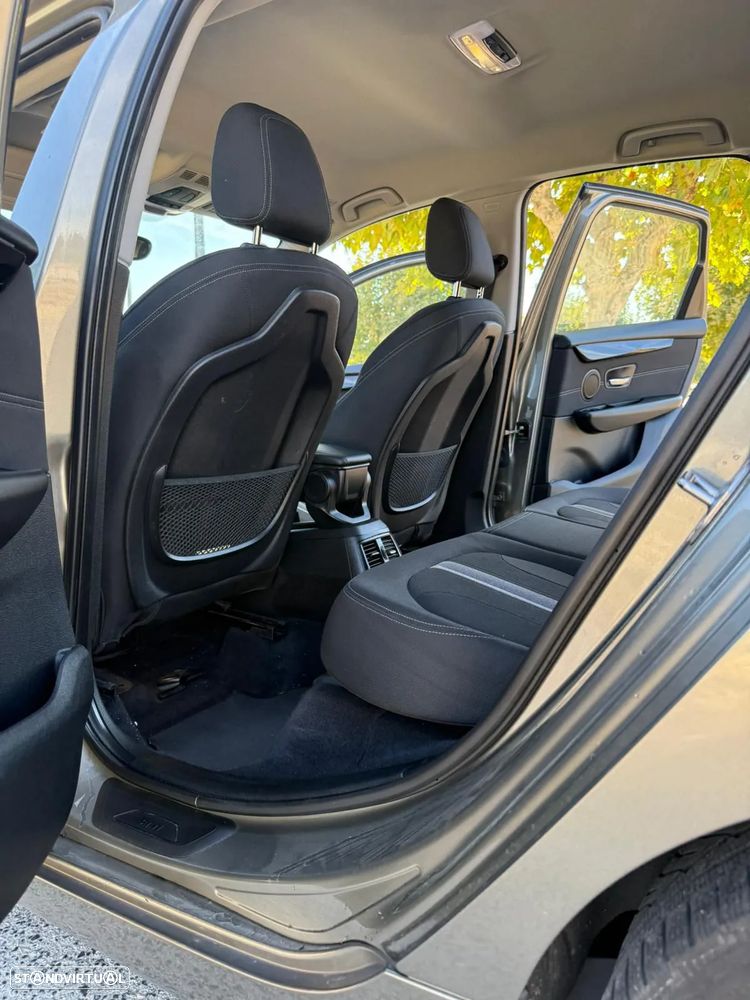 BMW 216 Active Tourer - 13