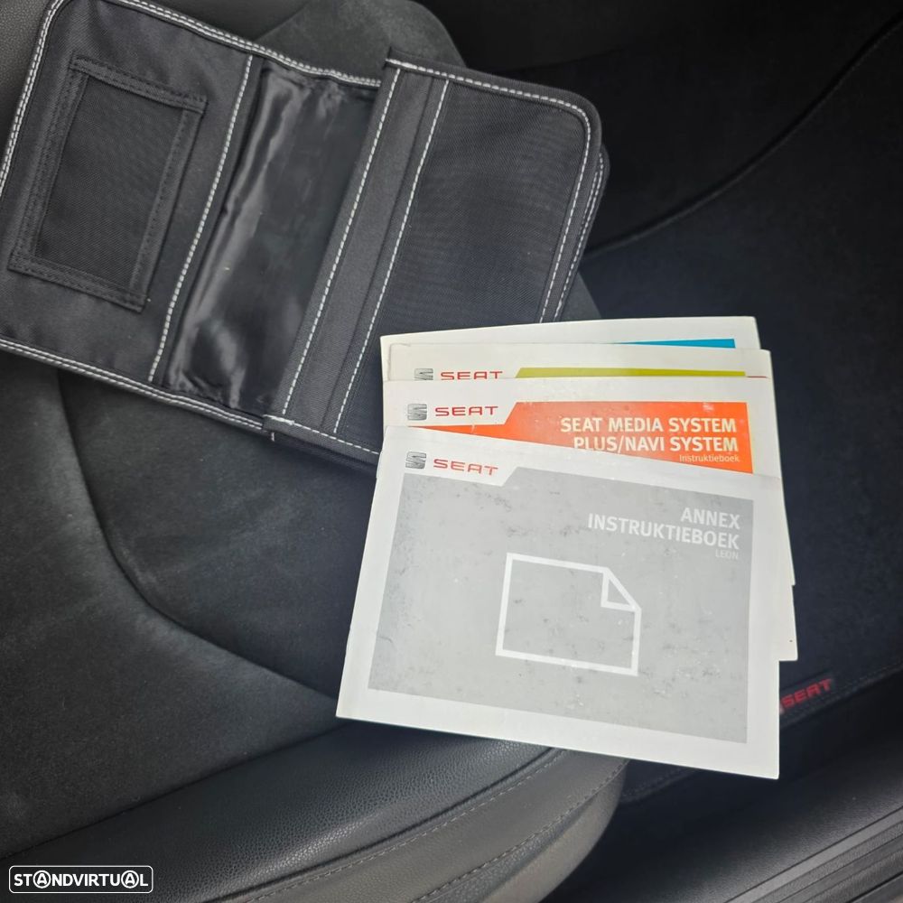 SEAT Leon ST 1.6 TDI Style Ecomotive - 35