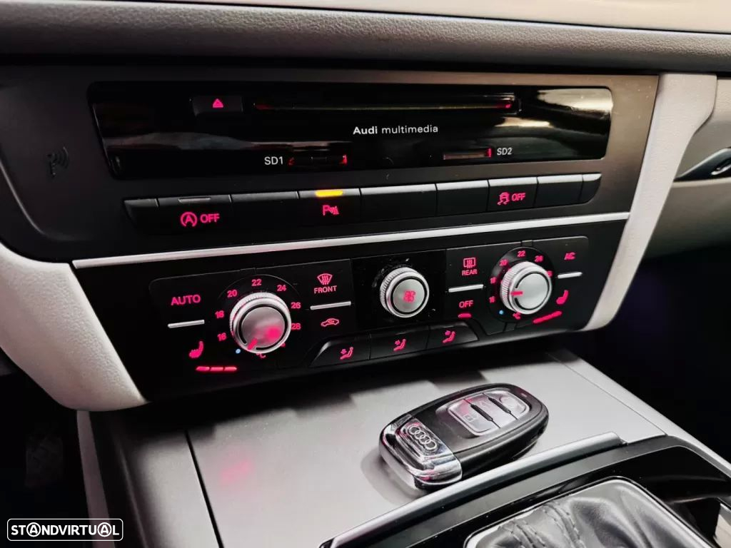 Audi A6 Avant 2.0 TDi Exclusive Multitronic - 31