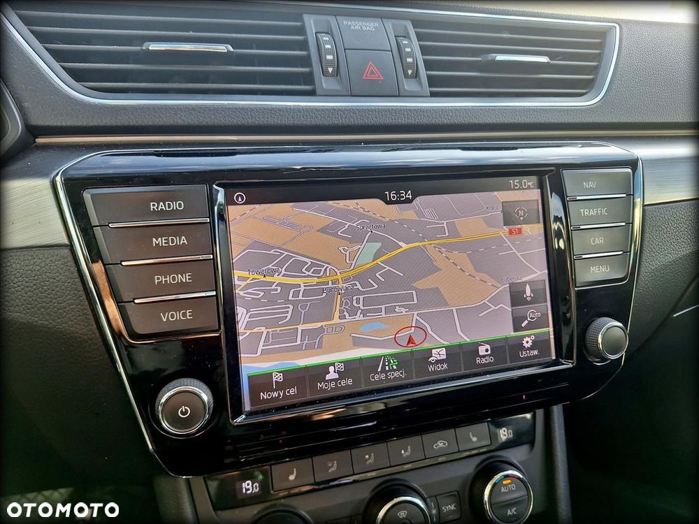 Skoda Superb 1.8 TSI Ambition DSG - 26