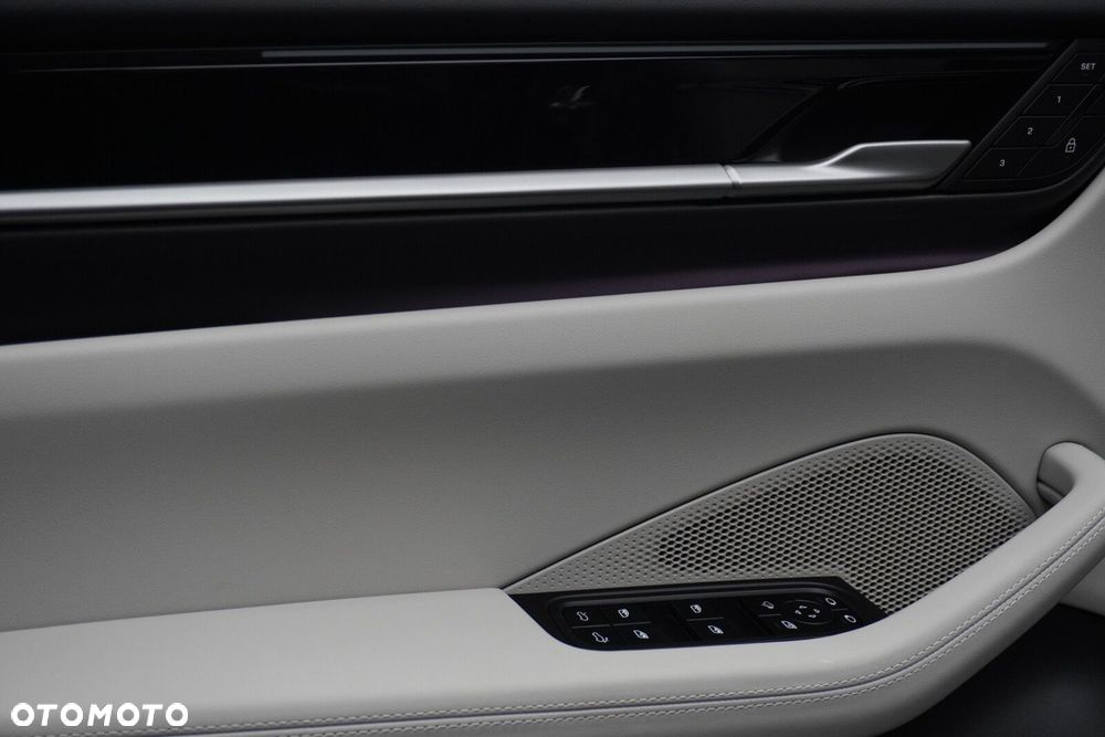 Porsche Macan - 14