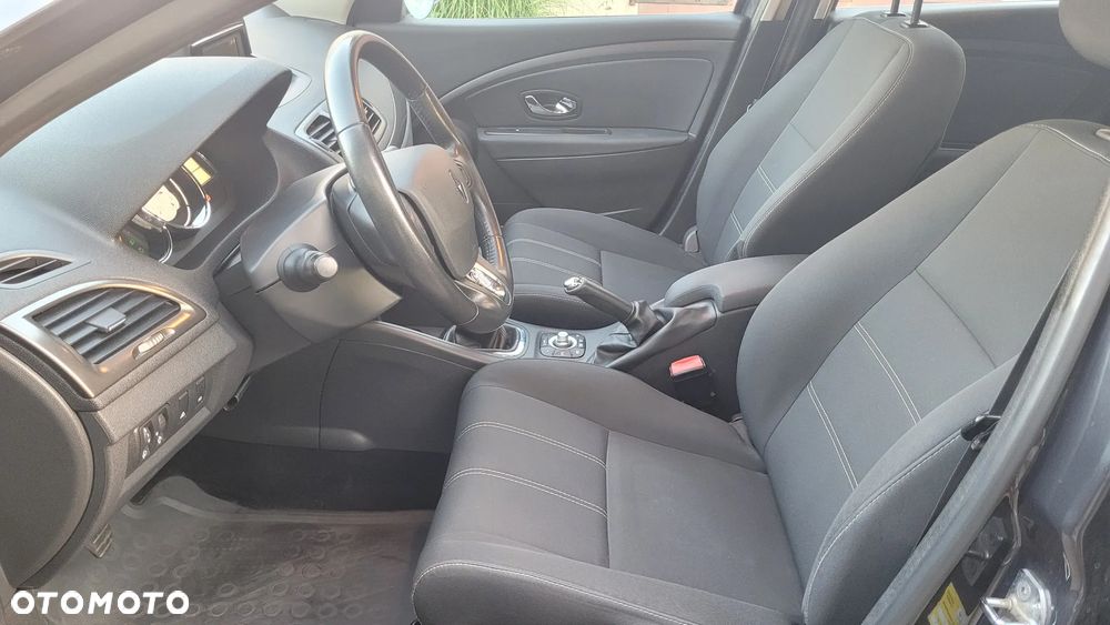 Renault Megane 1.5 dCi Expression - 13