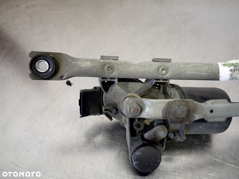 MECHANIZM WYCIERACZEK PRZÓD TOYOTA AYGO I 1.0 - 5