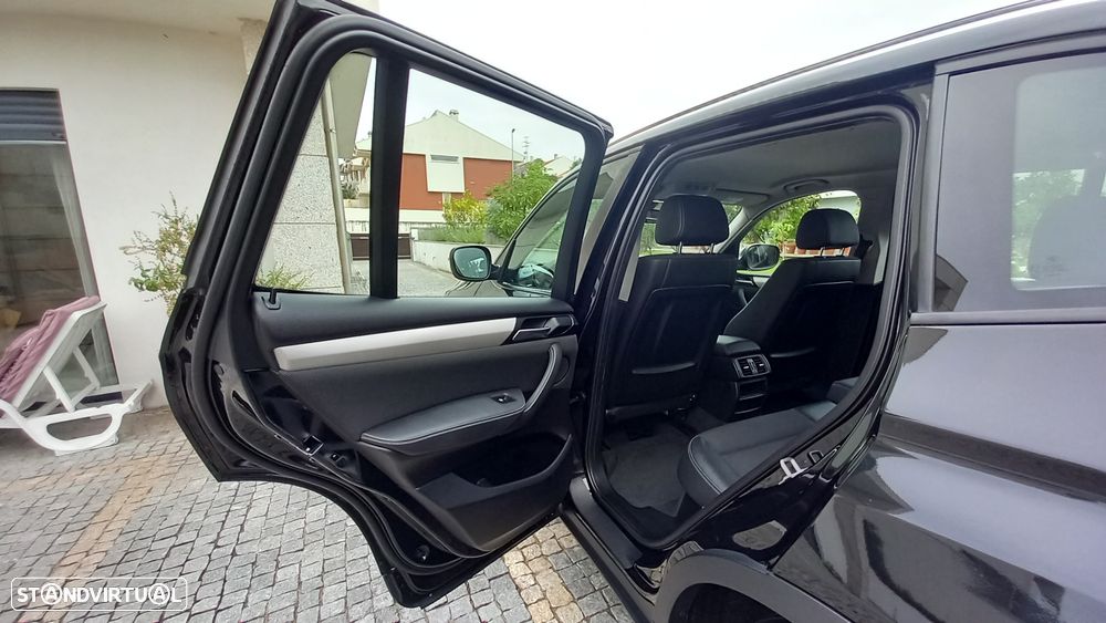 BMW X3 20 d xDrive Pack M Auto - 9