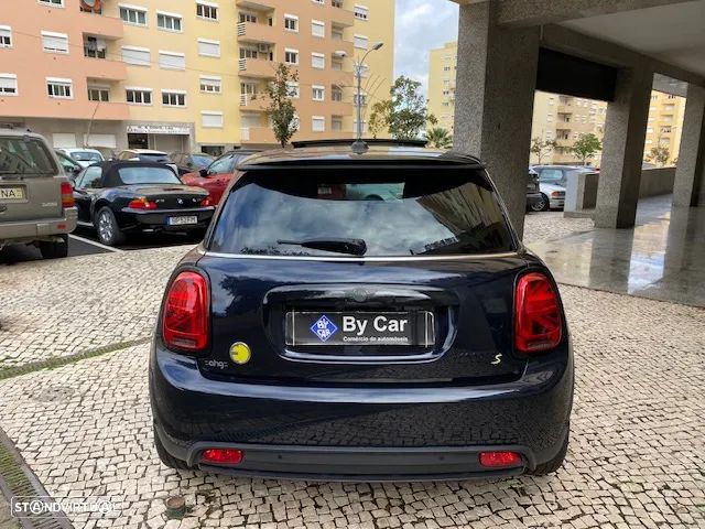 MINI 3 Portas Cooper SE Premium Extra Yours - 9