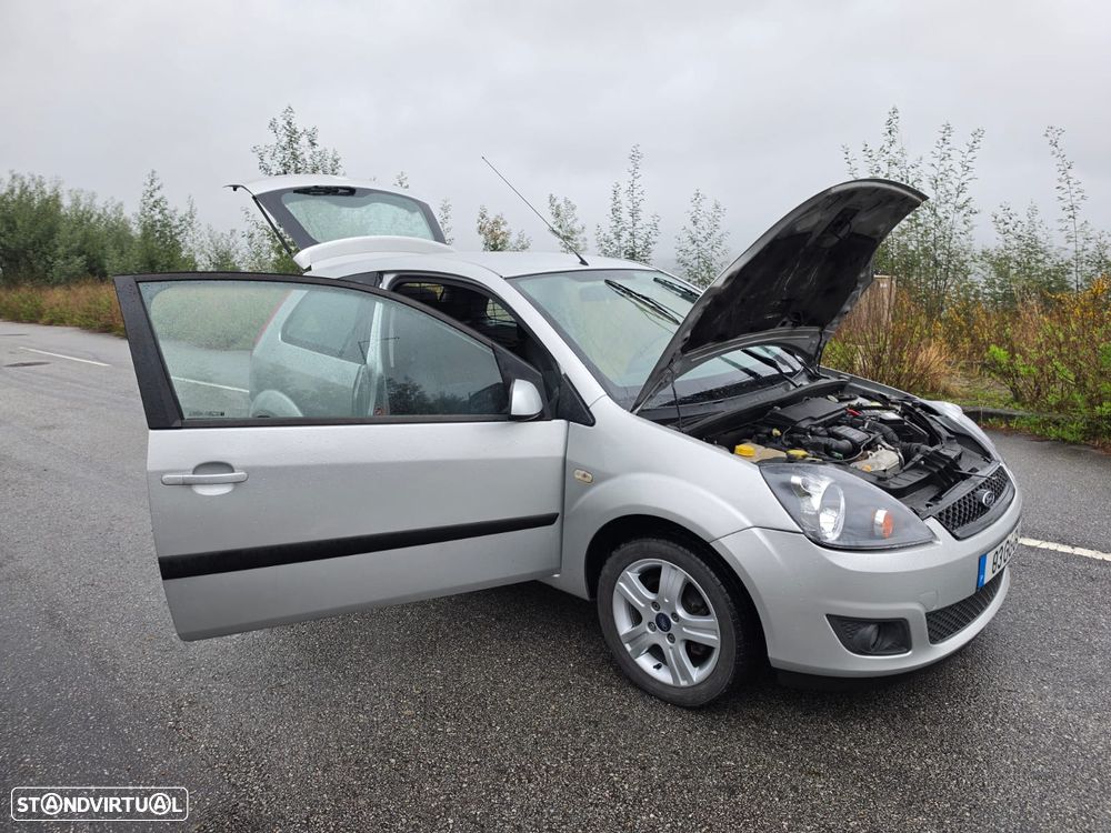 Ford Fiesta 1.4 TDCI - 18