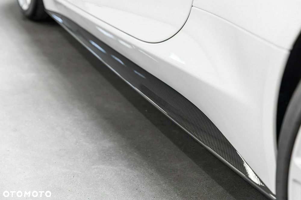 Aston Martin Vanquish - 20