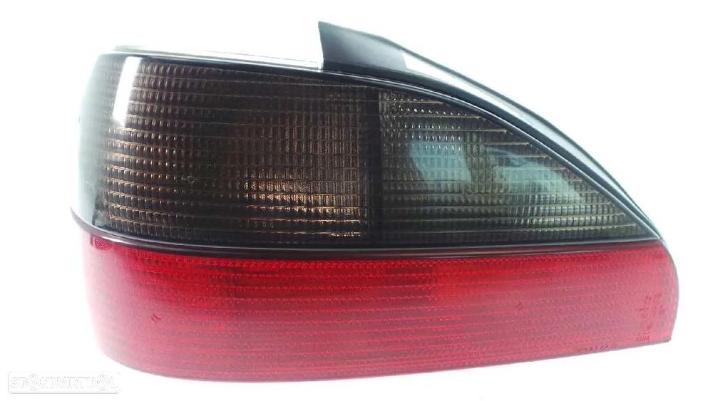 FAROLIM TRASEIRO ESQUERDO PEUGEOT 306 1999 -6350H8 - 1