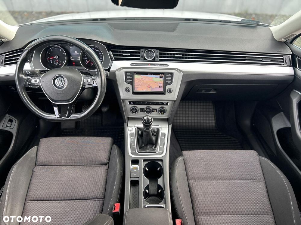 Volkswagen Passat 1.8 TSI BMT Comfortline - 19