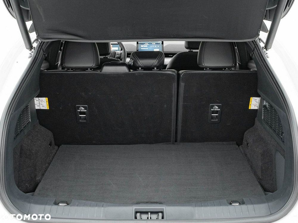 Ford Mustang Mach-E 98kWh RWD - 29