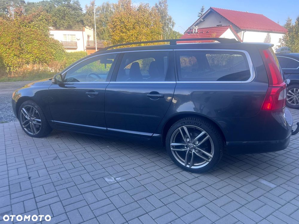 Volvo V70 D3 Geartronic Kinetic - 9