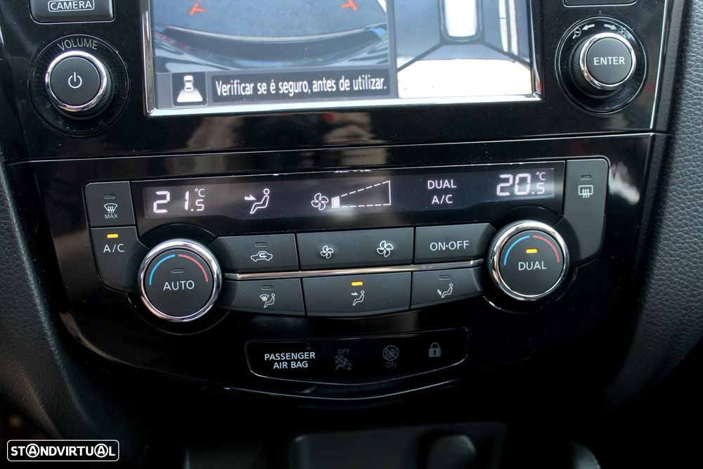 Nissan Qashqai 1.5 dCi N-Connecta - 22
