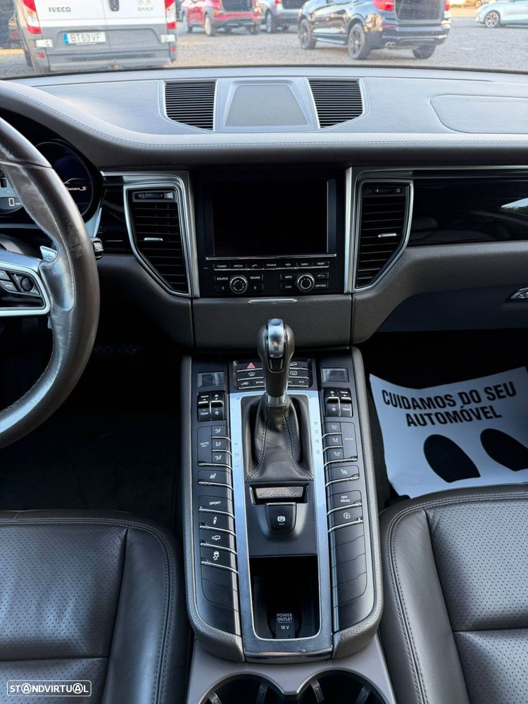 Porsche Macan S - 27