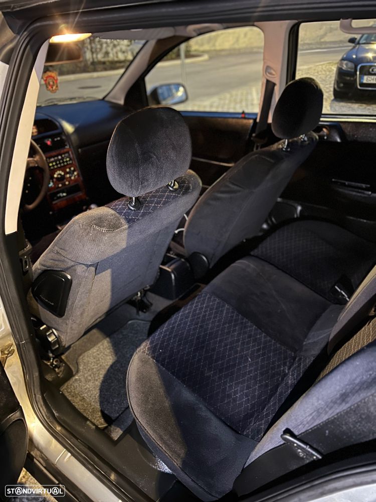 Opel Astra 1.4 Elegance - 7