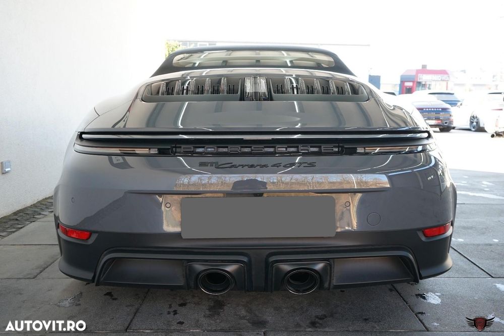 Porsche 911 Carrera GTS T-Hybrid - 18