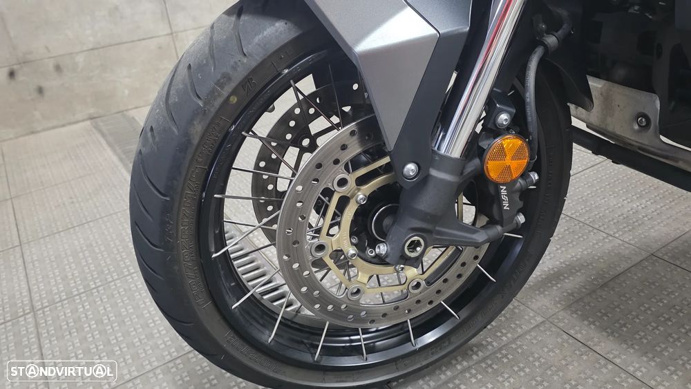 Honda X-ADV Escape Akrapovic Top Case - 8