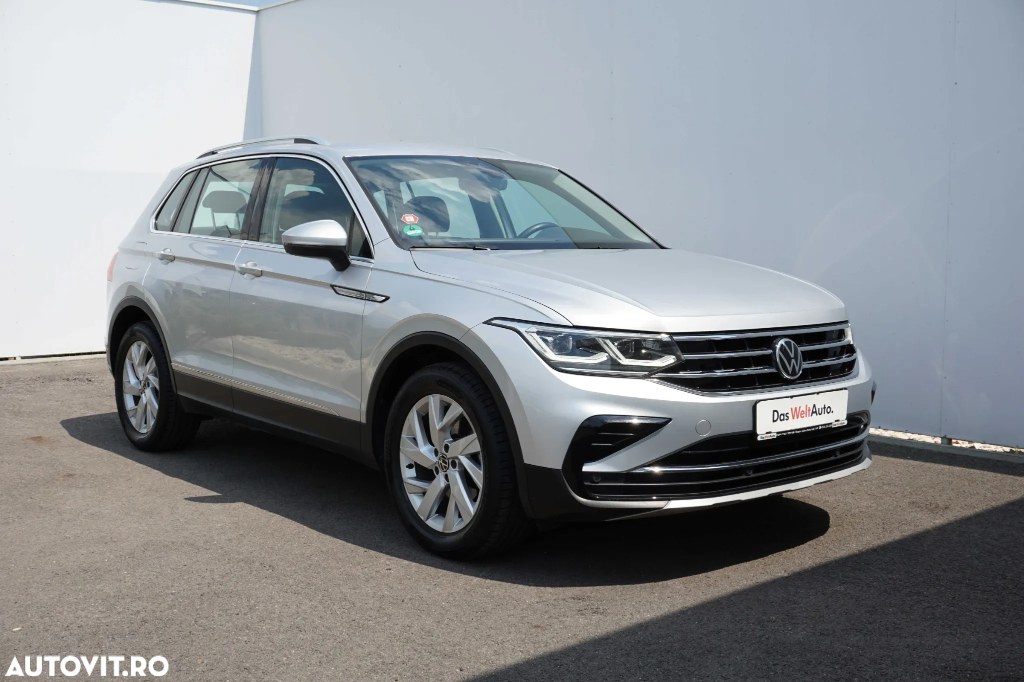 Volkswagen Tiguan - 7
