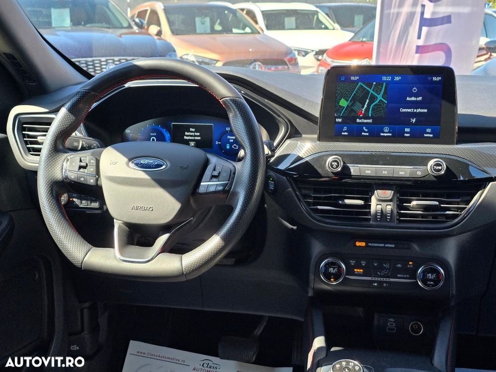 Ford Kuga 2.5 Duratec FHEV 4x4 ST-LINE - 14