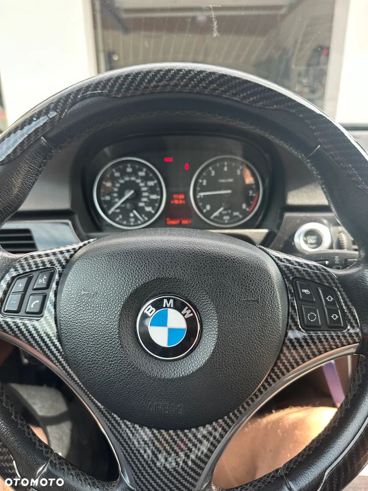 BMW Seria 3 - 12