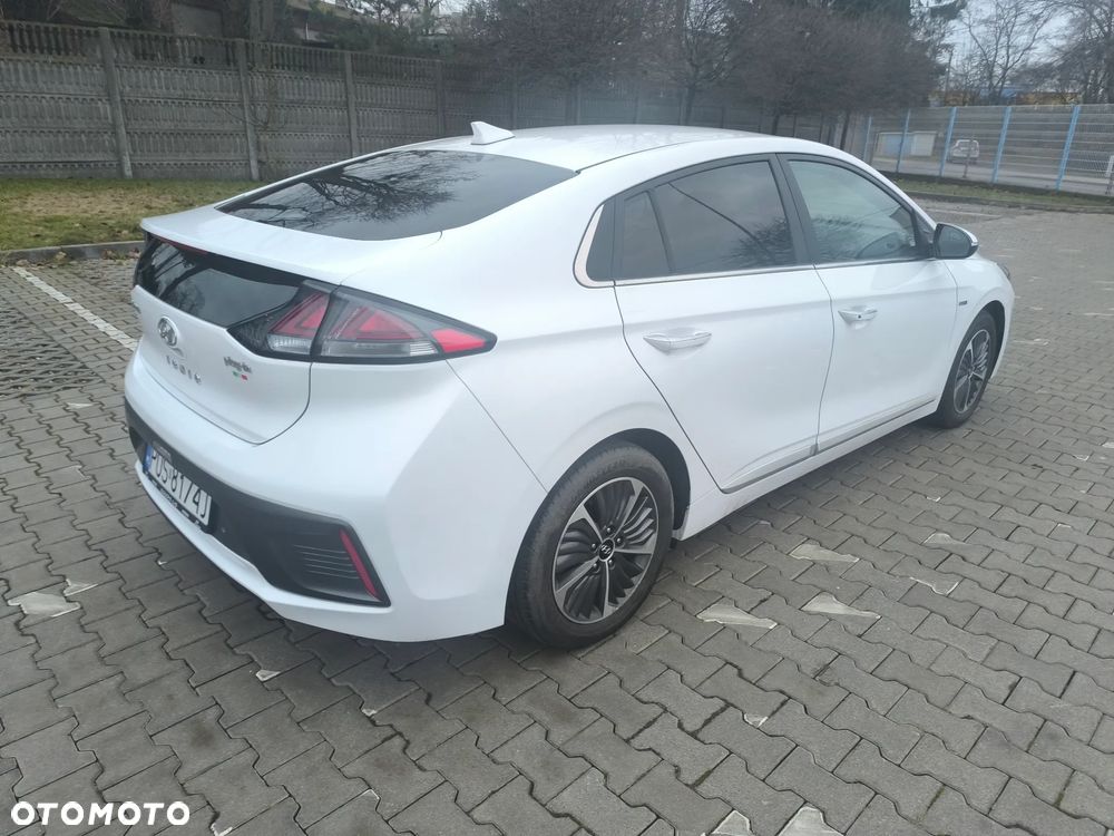 Hyundai IONIQ Plug-in hybrid Premium - 21