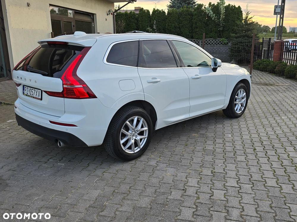 Volvo XC 60 D4 AWD Momentum - 8