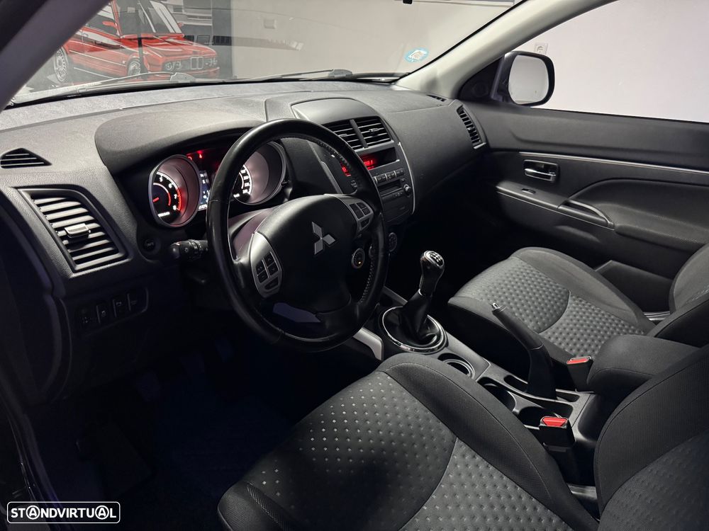 Mitsubishi ASX 1.6 Instyle - 12
