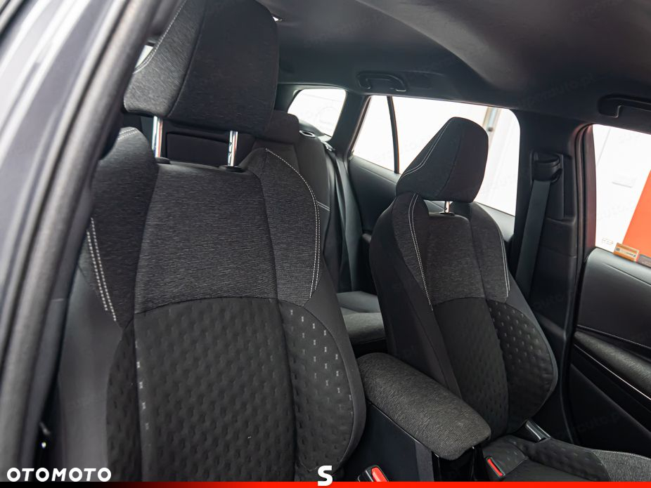 Toyota Corolla - 6