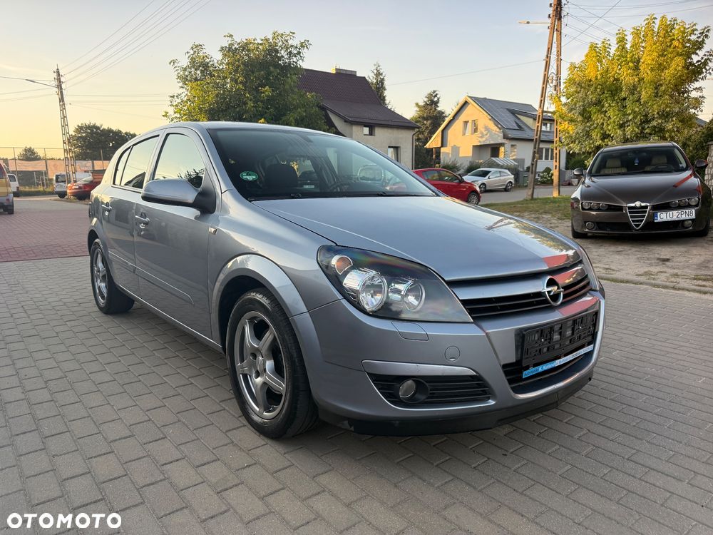 Opel Astra 1.6 Enjoy - 2