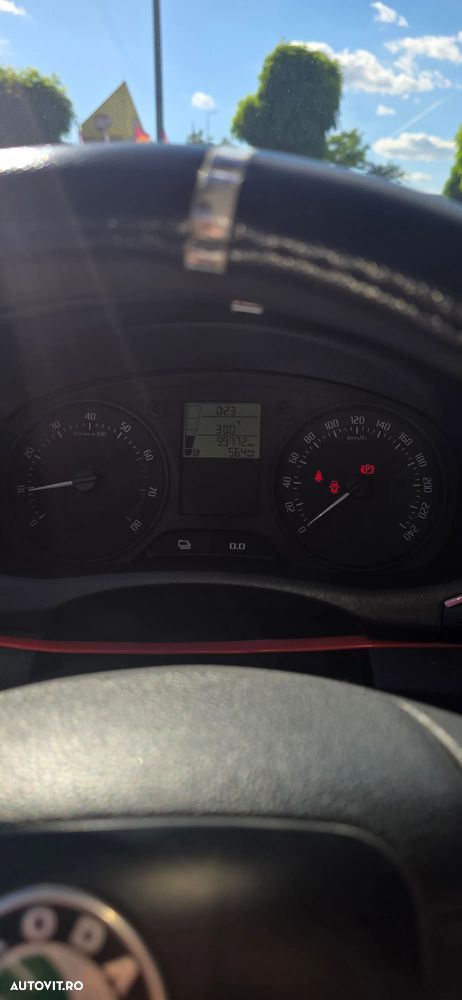 Skoda Fabia 1.2 HTP Active - 12