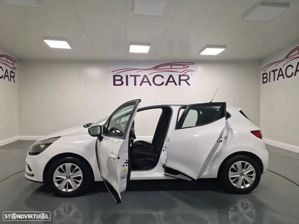 Renault Clio - 56