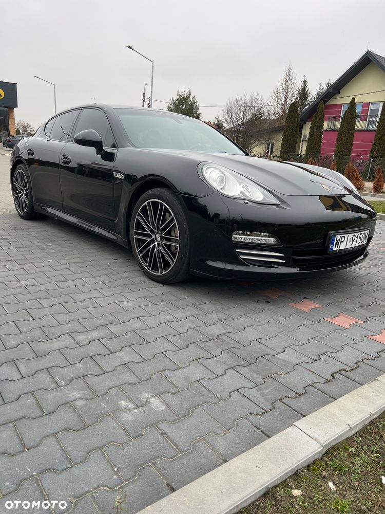Porsche Panamera PDK - 1
