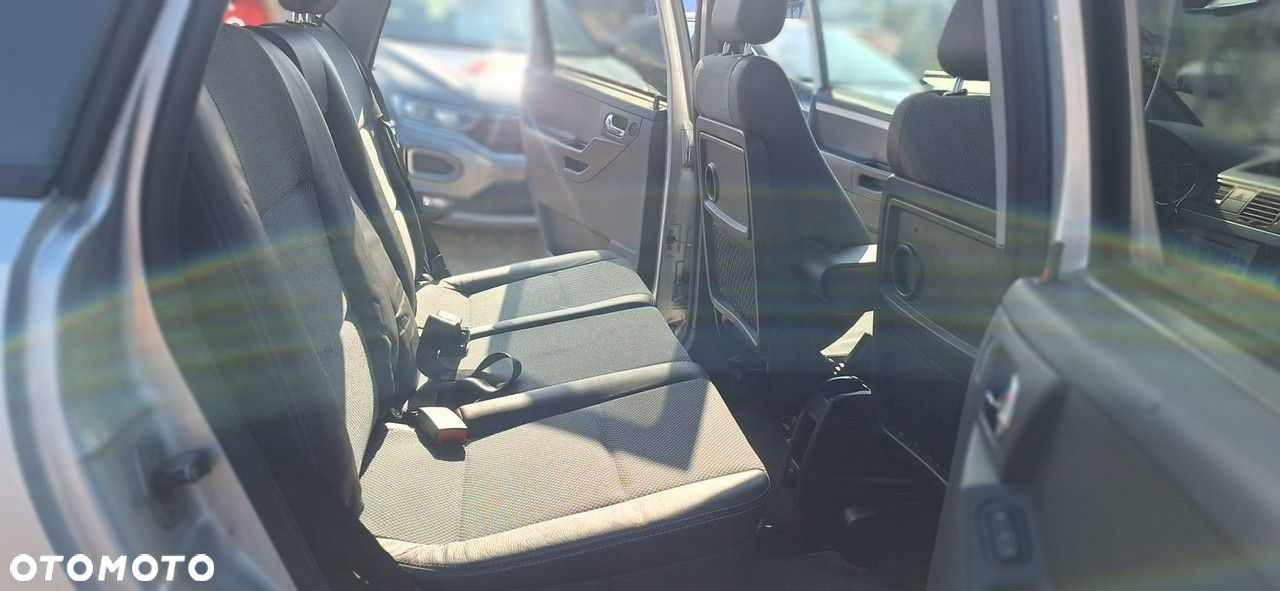 Opel Meriva - 17