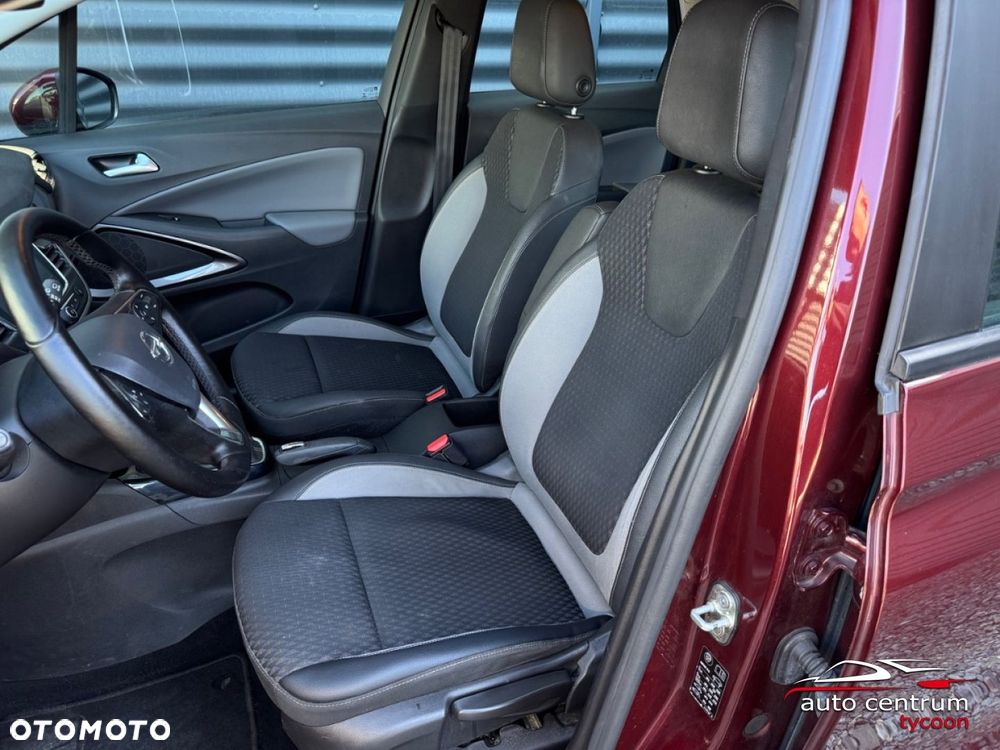 Opel Crossland X - 34