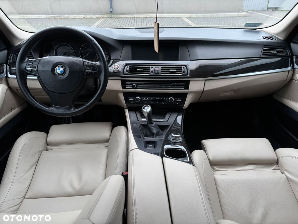 BMW Seria 5 520d - 6