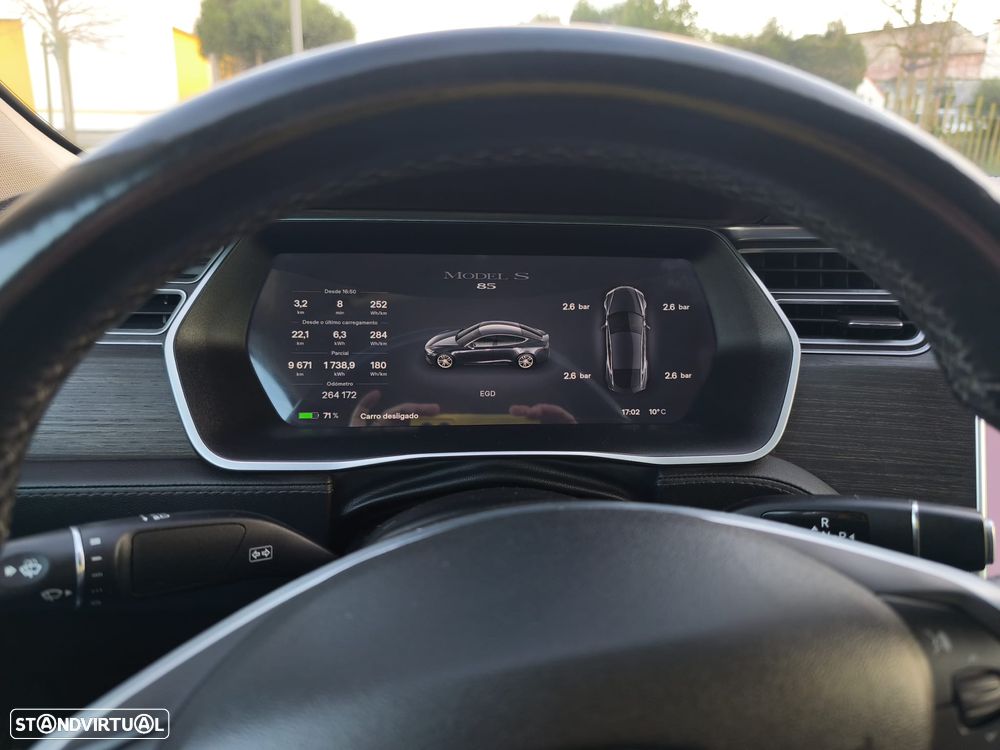 Tesla Model S Standard - 7