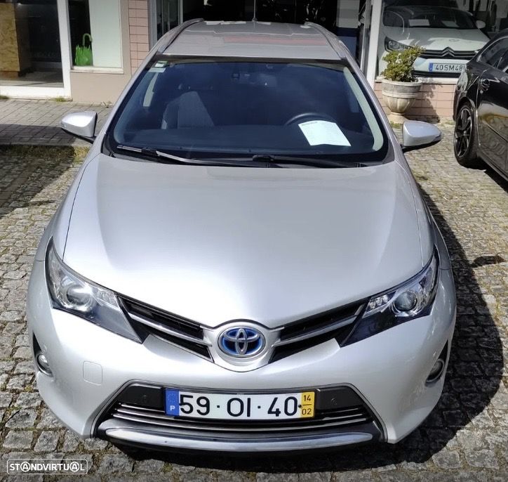 Toyota Auris Touring Sports 1.8 HSD Exclusive - 4