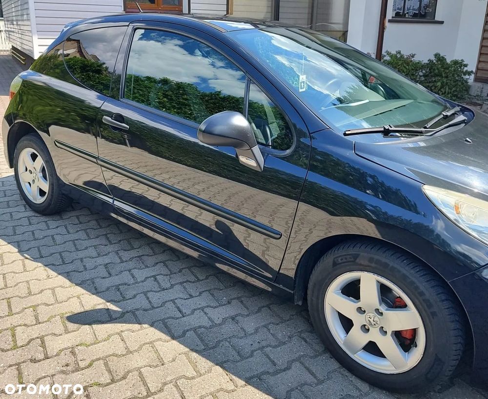 Peugeot 207 - 3