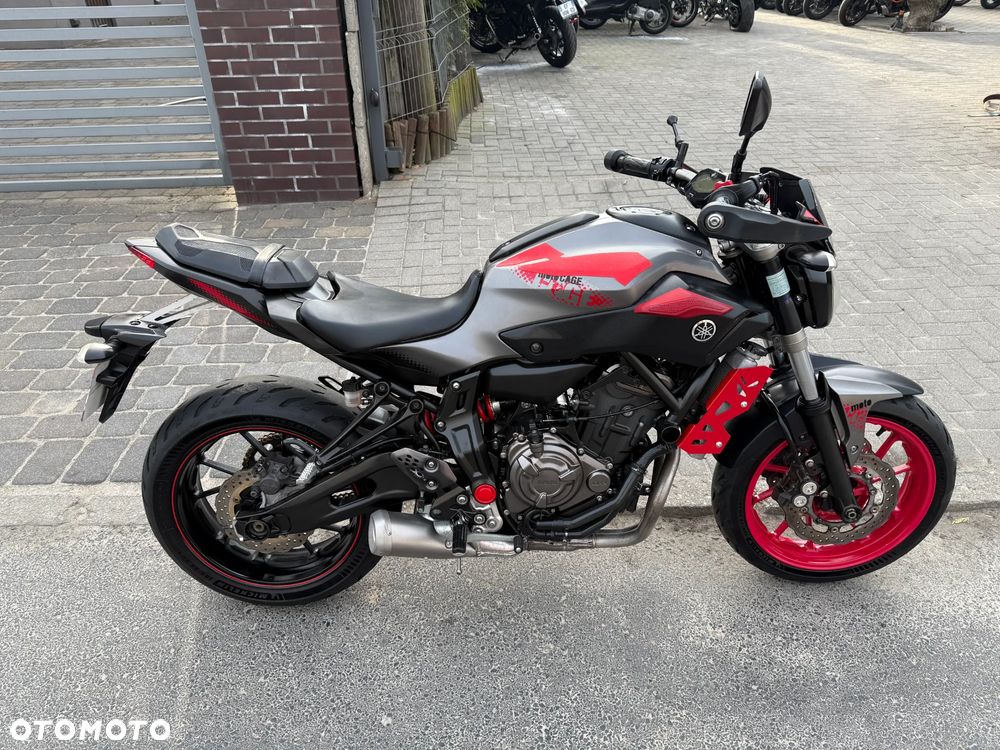 Yamaha MT - 4