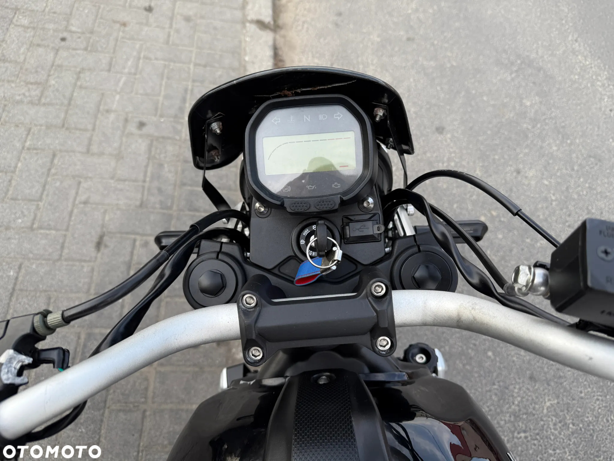 VOGE 300AC - 9