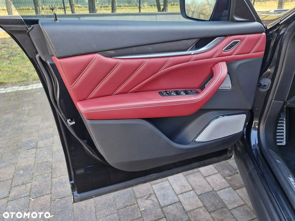 Maserati Levante Trofeo Q4 - 19
