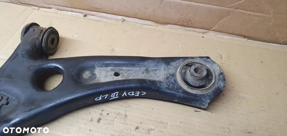 Wahacz lewy przód przedni VW Caddy III Lift 1K0407151BG - 3